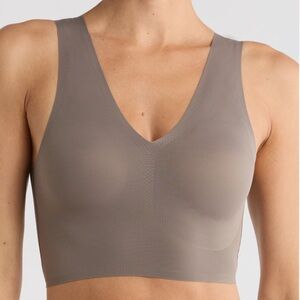 TRUE & CO True Everybody V-Neck Bra in Muse Wireless Size XL